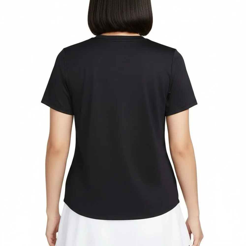 25. Nike One  NWT CURVY Dri-Fit Classic T-Shirt Black